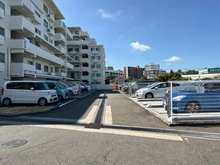 【神奈川県/横浜市金沢区堀口】メゾン横浜能見台 C棟 駐車場