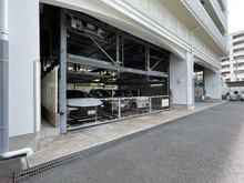 【神奈川県/横須賀市公郷町】エルズ横須賀衣笠ステーションウェル 駐車場