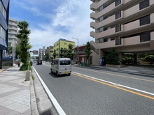 【神奈川県/横須賀市公郷町】エルズ横須賀衣笠ステーションウェル 前面道路
