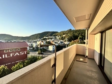 【神奈川県/三浦郡葉山町長柄】藤和ガーデンハウス葉山 バルコニー