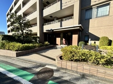 【神奈川県/横浜市港南区大久保】クリオ上大岡西 壱番館 アプローチ