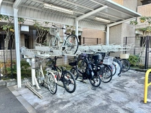 【神奈川県/横浜市港南区大久保】クリオ上大岡西 壱番館 駐輪場