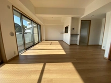 【神奈川県/横須賀市若松町】サンハロー横須賀中央駅前 LDK