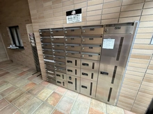 【神奈川県/逗子市小坪】エレンシア逗子小坪 宅配BOX