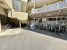 【神奈川県/逗子市新宿】藤和逗子新宿ホームズ 駐輪場