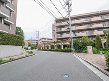 【神奈川県/横浜市港南区日野】プラザクレスト横浜上永谷 前面道路