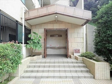 【神奈川県/横須賀市東逸見町】クリオ横須賀逸見 壱番館 エントランス