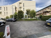 【神奈川県/横浜市栄区飯島町】リリファ本郷台 駐車場