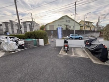 【神奈川県/横浜市栄区飯島町】リリファ本郷台 バイク置場