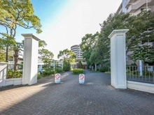 【神奈川県/横浜市栄区飯島町】ダイアパレスワンダースケープ アプローチ