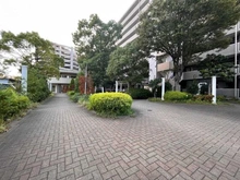 【神奈川県/横浜市栄区飯島町】ダイアパレスワンダースケープ アプローチ