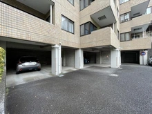 【神奈川県/鎌倉市植木】東急ドエルアルス鎌倉植木B棟 駐車場