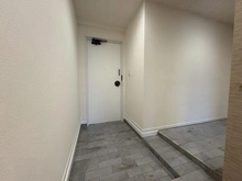 【神奈川県/逗子市小坪】逗子マリーナ 7号棟 玄関