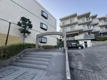 【神奈川県/鎌倉市玉縄】パラシオン鎌倉玉縄 アプローチ