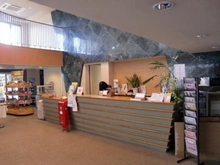 【神奈川県/横浜市栄区鍛冶ケ谷】ローレルスクエア港南台 B棟 コンシェルジュ・サービスカウンター