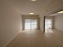 【神奈川県/横浜市栄区上郷町】港南台プリンスハイツ六号館 第1棟 リビング・ダイニング