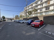 【神奈川県/横浜市栄区上郷町】港南台プリンスハイツ六号館 第1棟 駐車場