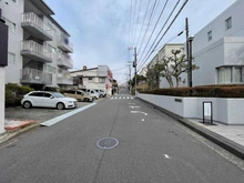 【神奈川県/横浜市港南区日野南】港南台パーク・ホームズ 前面道路