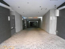 【神奈川県/鎌倉市御成町】アルス鎌倉御成町 地下駐車場へのアプローチ