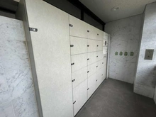 【神奈川県/横浜市中区新山下】新山下ベイシティ 第6号棟 宅配BOX