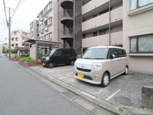 【神奈川県/横浜市港南区日野】上大岡フラワーマンション 3号棟 駐車場