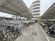 【神奈川県/横浜市港南区日野】サンヴェール上永谷 駐輪場