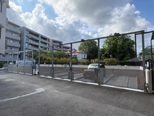 【神奈川県/横浜市磯子区杉田】杉田パーク・ホームズ 駐車場