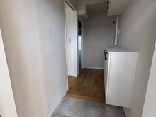 【神奈川県/藤沢市亀井野】六会駅前高層住宅　4階 玄関