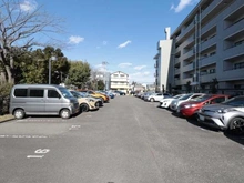 【神奈川県/鎌倉市台】コープ野村鎌倉台1号棟 駐車場