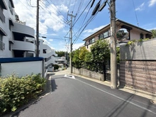 【神奈川県/横浜市港南区野庭町】ニックハイム横浜上永谷 前面道路