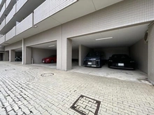 【神奈川県/横浜市磯子区森】プレステージ磯子 駐車場