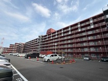 【神奈川県/横浜市栄区長沼町】恒陽戸塚マンション 敷地内