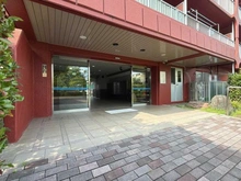 【神奈川県/横浜市栄区長沼町】恒陽戸塚マンション エントランス