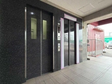 【神奈川県/横浜市栄区長沼町】恒陽戸塚マンション 共用部：エレベーターホール