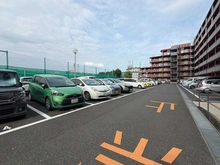 【神奈川県/横浜市栄区長沼町】恒陽戸塚マンション 駐車場