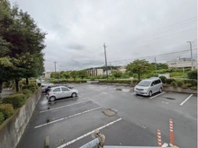 【神奈川県/横浜市瀬谷区橋戸】タウンハウス瀬谷 12号棟 駐車場
