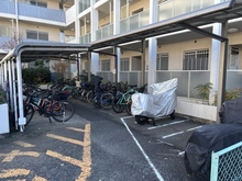 【神奈川県/茅ヶ崎市菱沼海岸】マリブコート茅ヶ崎 駐輪場