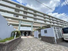 【神奈川県/平塚市追分】サングレイドル湘南平塚 アプローチ