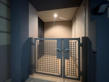【神奈川県/横浜市青葉区美しが丘】D’グランセ美しが丘 ポーチ