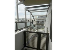 【神奈川県/横浜市青葉区美しが丘】ユニーブル美しが丘 ポーチ