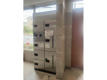 【神奈川県/横浜市青葉区美しが丘】ユニーブル美しが丘 宅配BOX