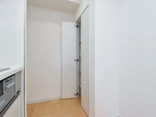 【神奈川県/横浜市都筑区勝田南】ライオンズヴィアーレ港北ニュータウン キッチン：キッチン奥収納