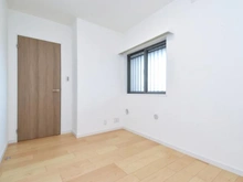 【神奈川県/横浜市都筑区勝田南】ライオンズヴィアーレ港北ニュータウン 洋室