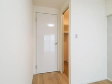 【神奈川県/川崎市宮前区犬蔵】グリーンコーポ多摩プラザ B棟 収納：WIC