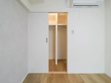 【神奈川県/川崎市宮前区犬蔵】グリーンコーポ多摩プラザ B棟 収納：WIC