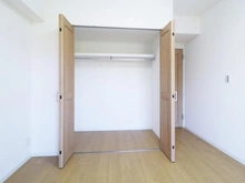 【神奈川県/横浜市都筑区加賀原】シンフォニックヒルズかがやきの街 弐四ー七号棟 収納