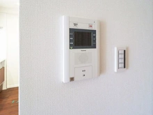 【神奈川県/横浜市都筑区長坂】シーズンプレイス B棟 TVモニター付インターフォン