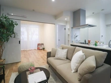 【神奈川県/横浜市青葉区美しが丘】アルスたまプラーザTーMODE リビング・ダイニング：※家具・調度品等は販売価格に含まれておりません。