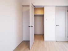 【神奈川県/横浜市都筑区中川中央】マイキャッスルセンター北II 収納：ウォークインクローゼット