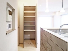 【神奈川県/横浜市都筑区中川中央】マイキャッスルセンター北II パントリー